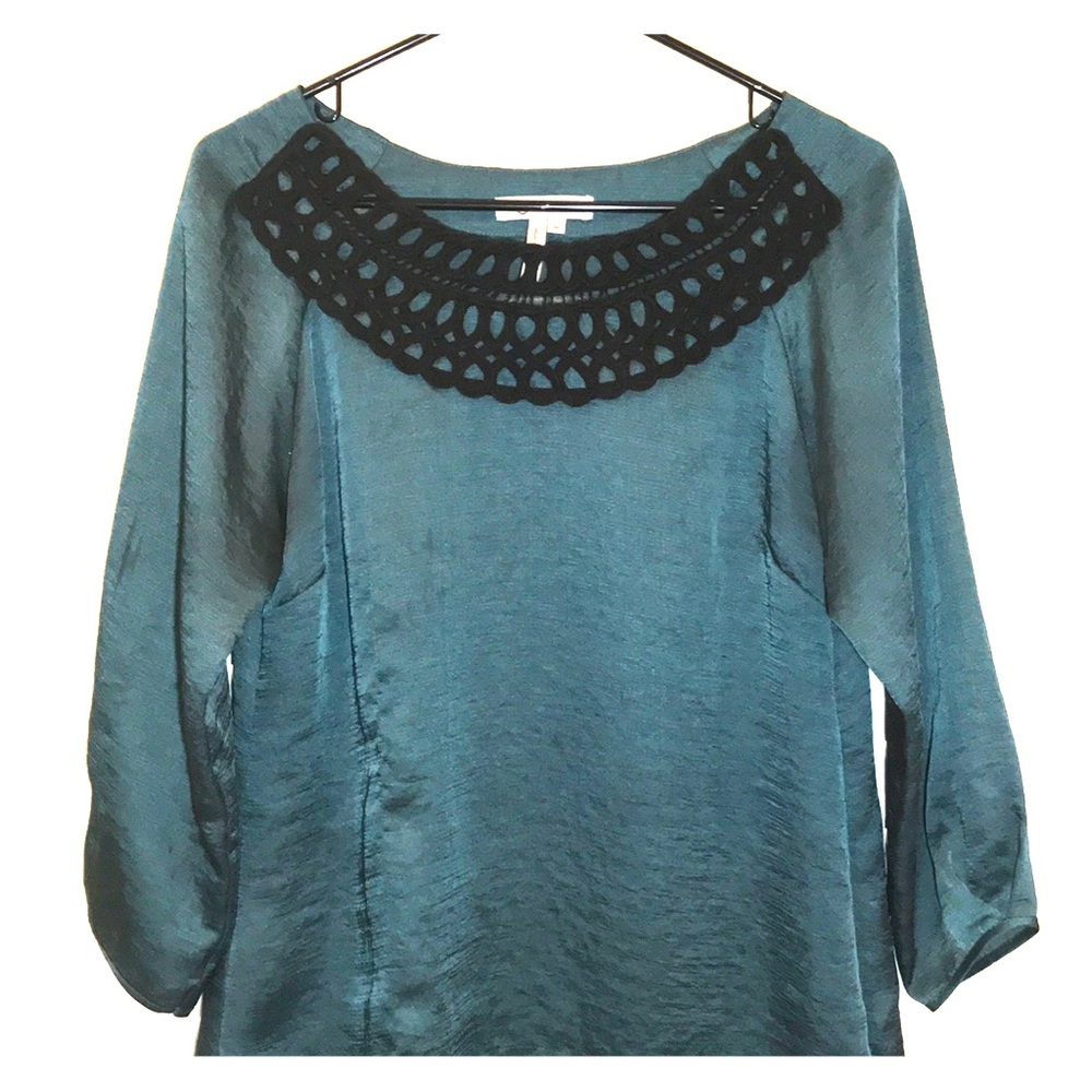 BCBGeneration Metallic Green Blouse sz M
